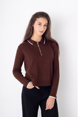 Светр жіночий